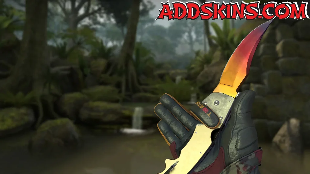 ★ Falchion Knife | Fade inspecting