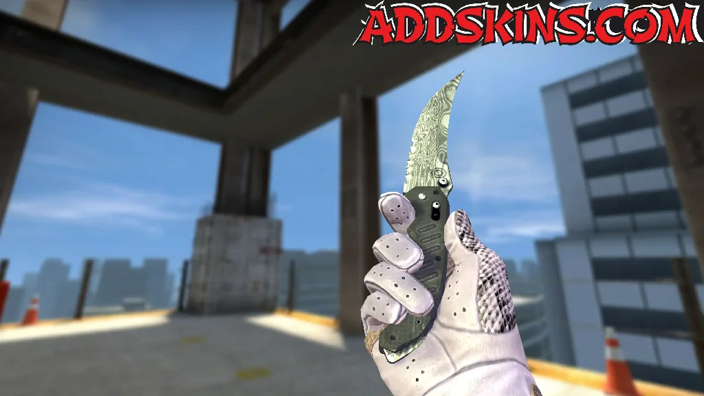 ★ Flip Knife | Damascus Steel inspecting